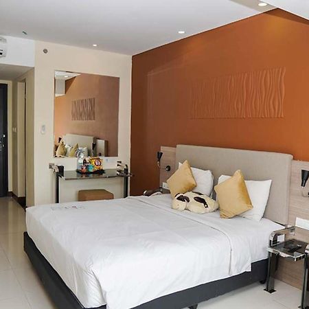 Verse Hotel Cirebon Luaran gambar